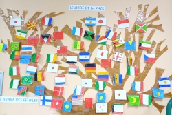 L'ARBRE DES PEUPLES, L'ARBRE DE LA PAIX