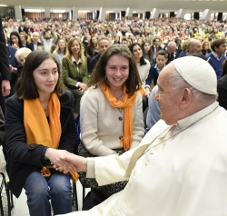 Rencontre et change avec le Pape Fanois